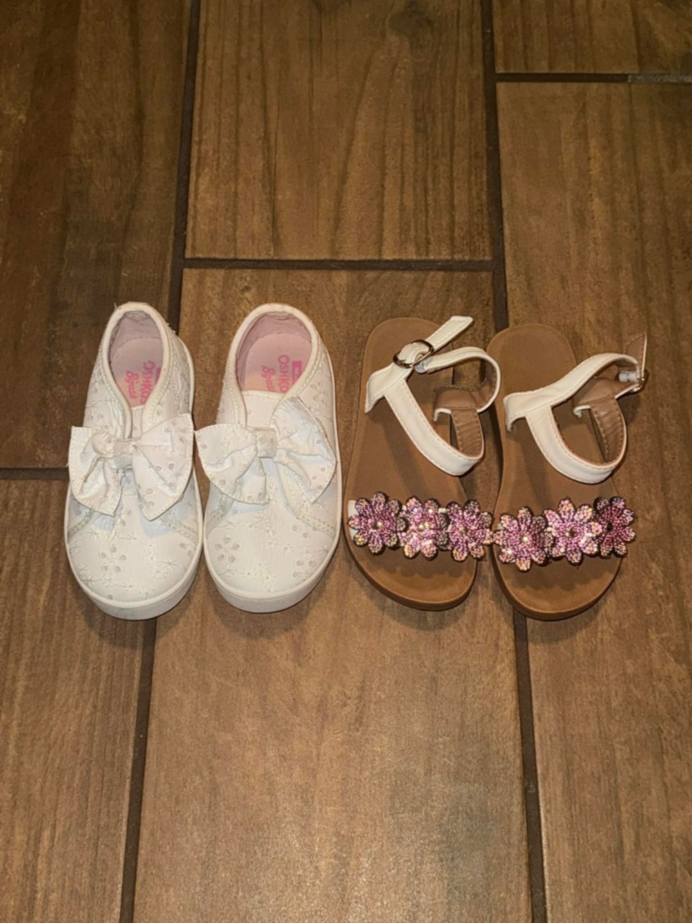 Girls shoes size 9